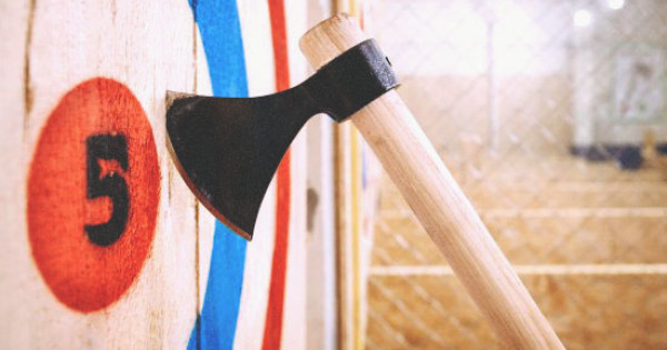 Lancer de haches